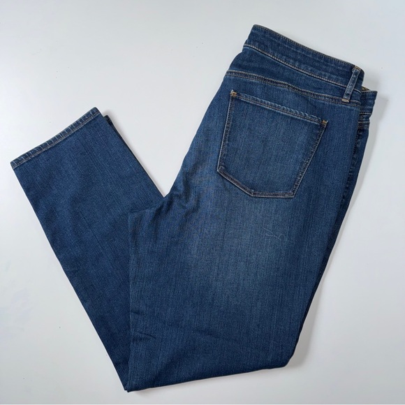 Talbots Flawless Five Pocket Slim Ankle Jeans Women’s Size 14 Blue Stretch Denim - Picture 3 of 13